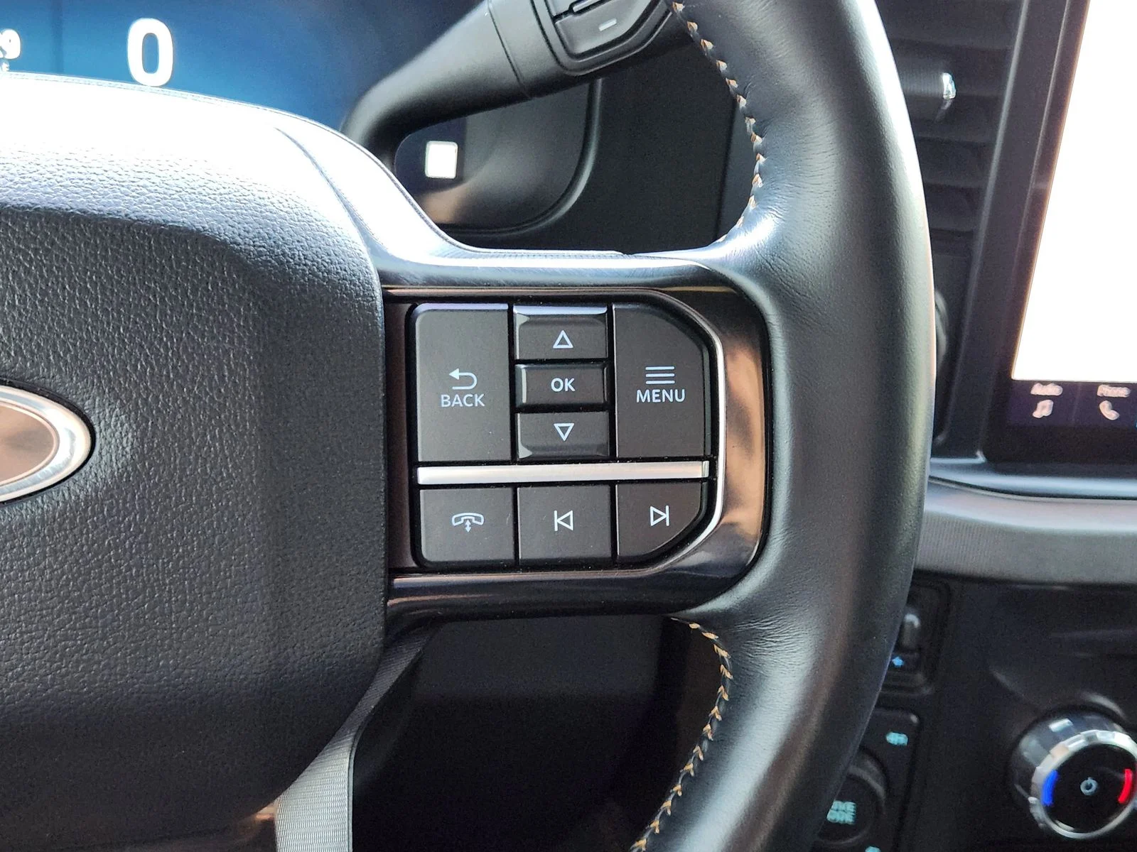 Used 2024 Black Ford Platinum image 28