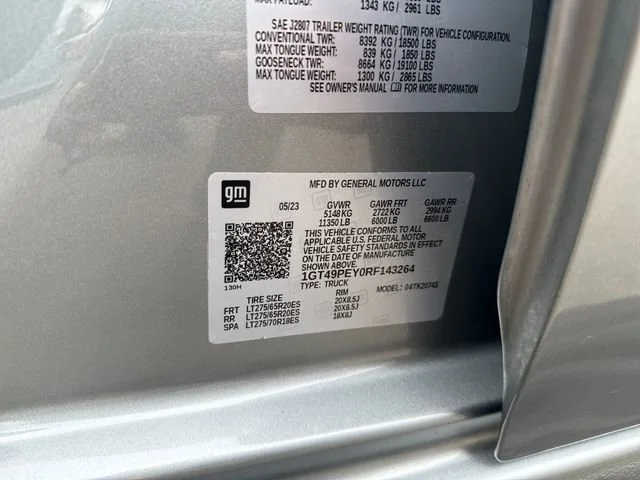 Used 2024 Sterling Metallic GMC AT4 image 16