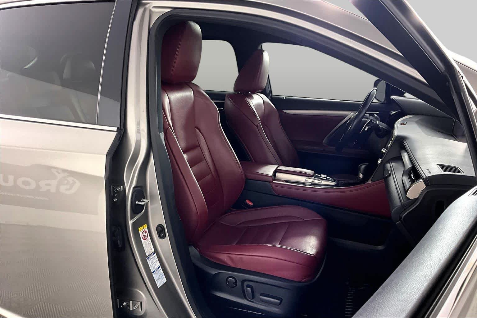 Used 2017 Atomic Silver Lexus  image 8