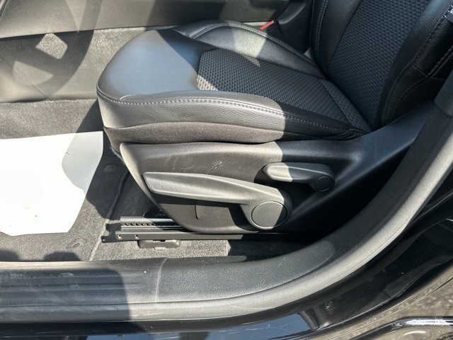 Used 2025 Black Jeep Latitude image 16