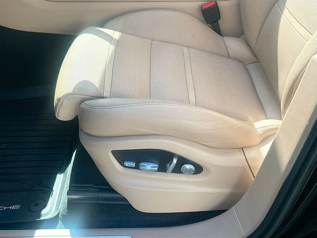 Used 2020 Black Porsche E-Hybrid image 13
