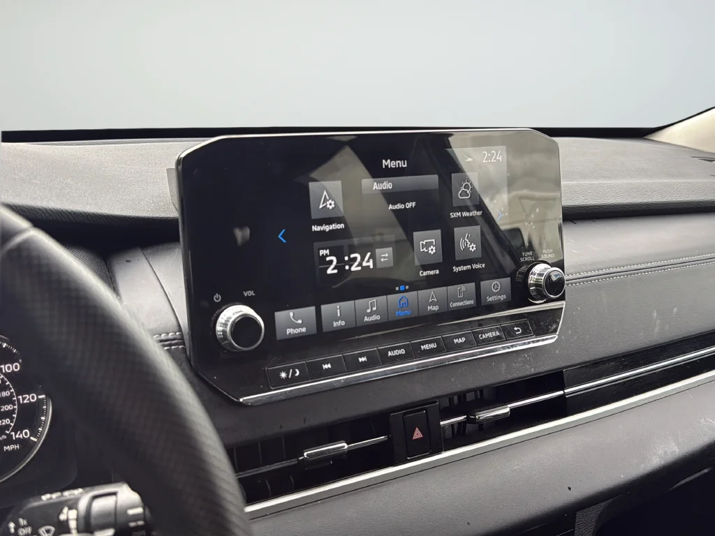 Used 2024 Blue Mitsubishi SE image 14