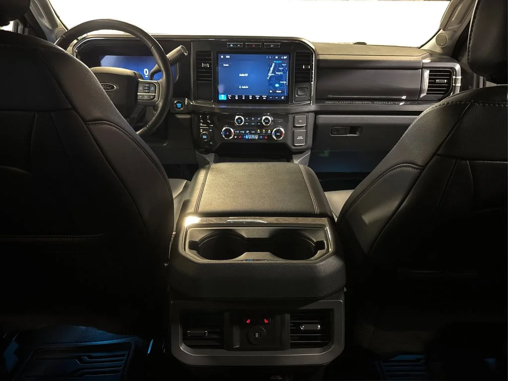 Certified Used 2024 Oxford White Ford Lariat image 29