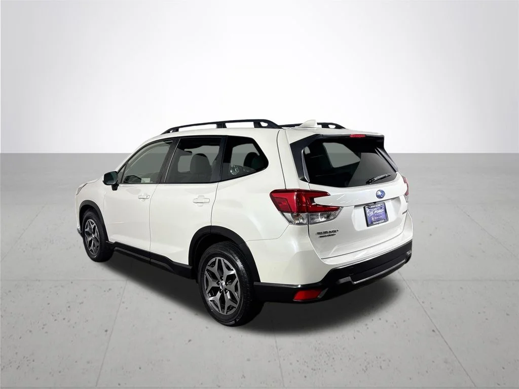 Used 2023 White Subaru Premium image 8