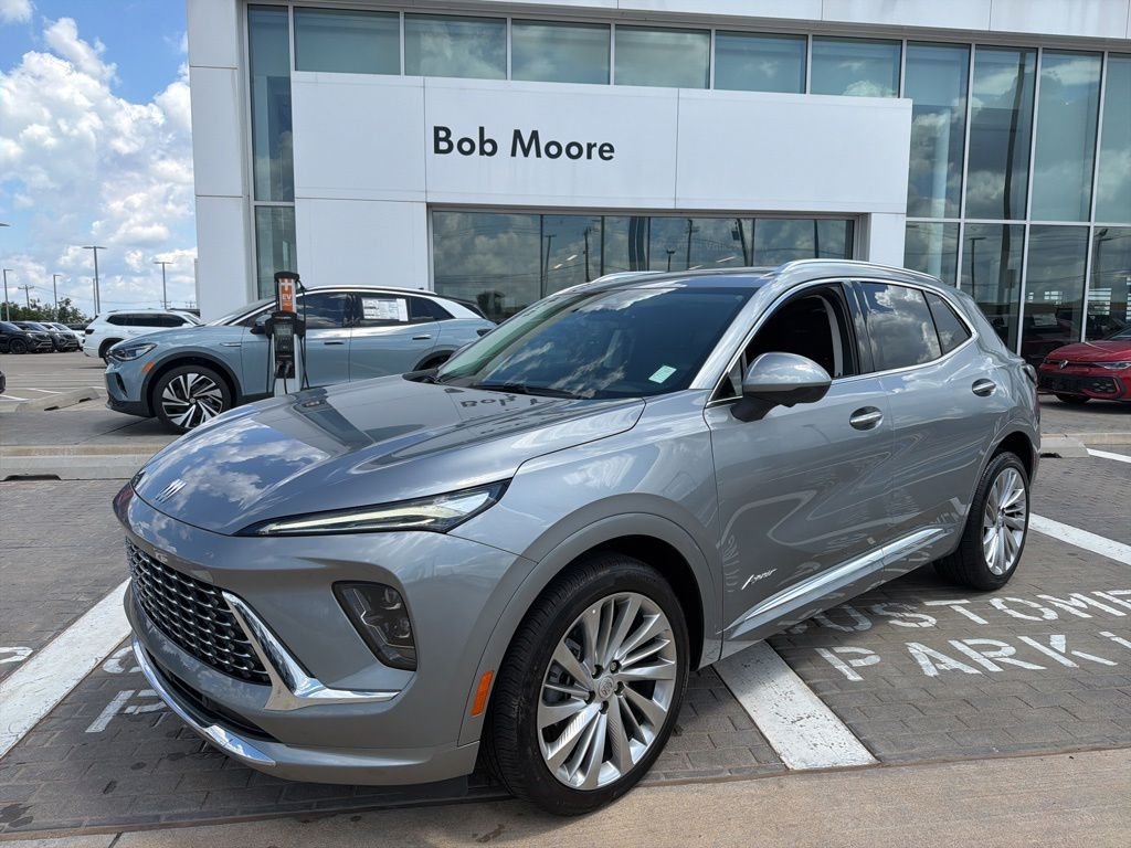 2025 Buick Envision Avenir AWD's photo