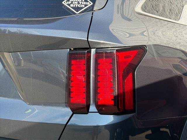 Used 2022 Gravity Gray Kia LX image 12