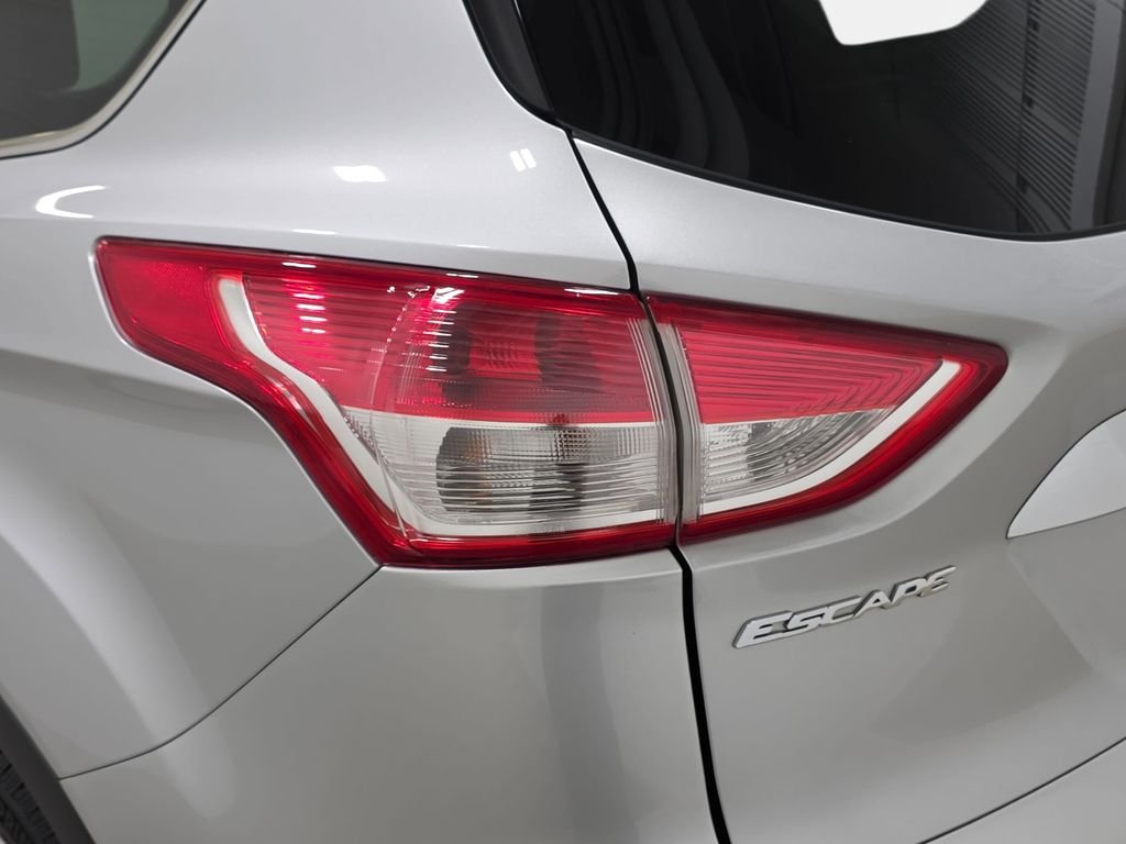 Used 2014 Ingot Silver Ford Titanium image 31
