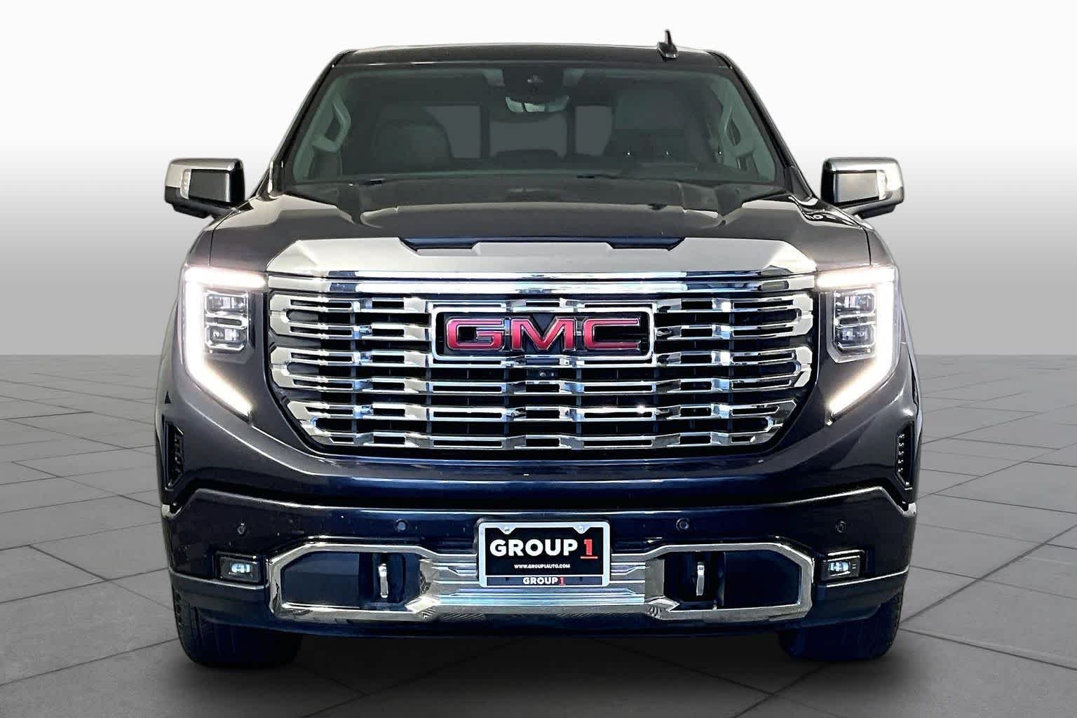 Used 2022 Titanium Rush Metallic GMC Denali image 4