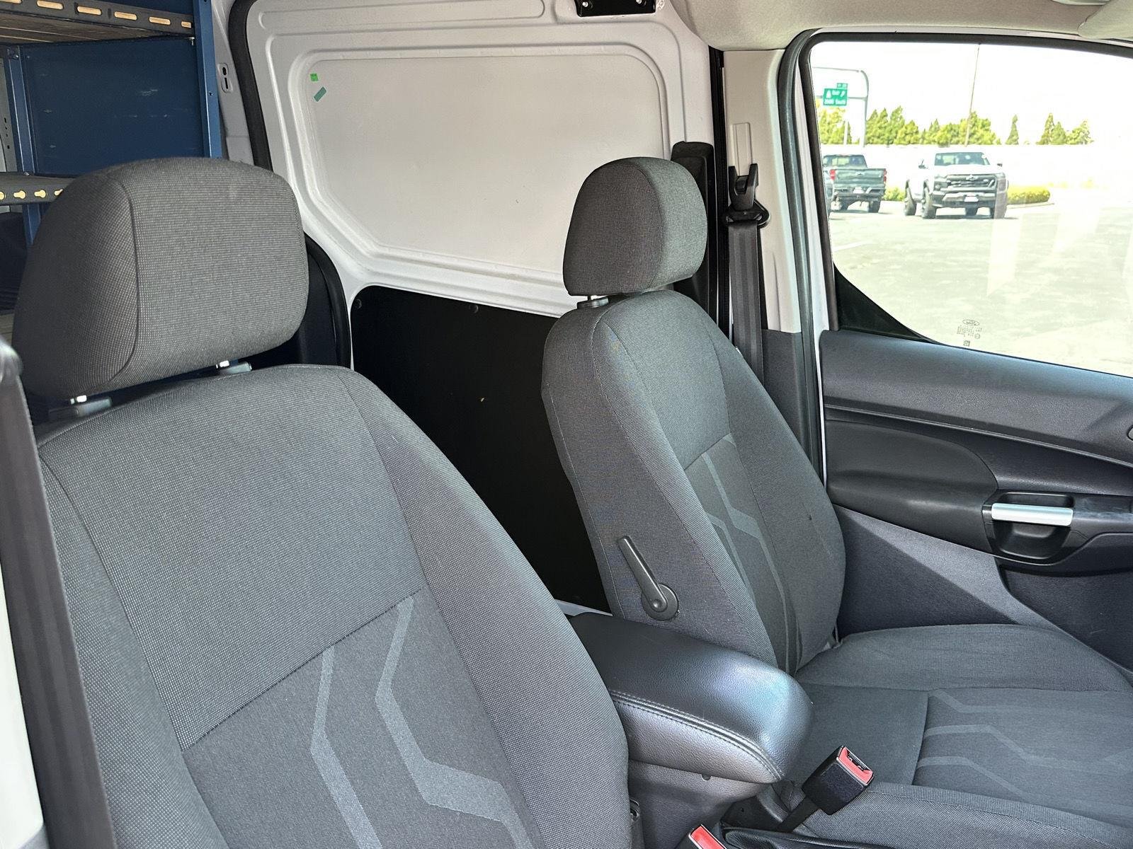2015 Ford Transit Connect XLT - Photo 40