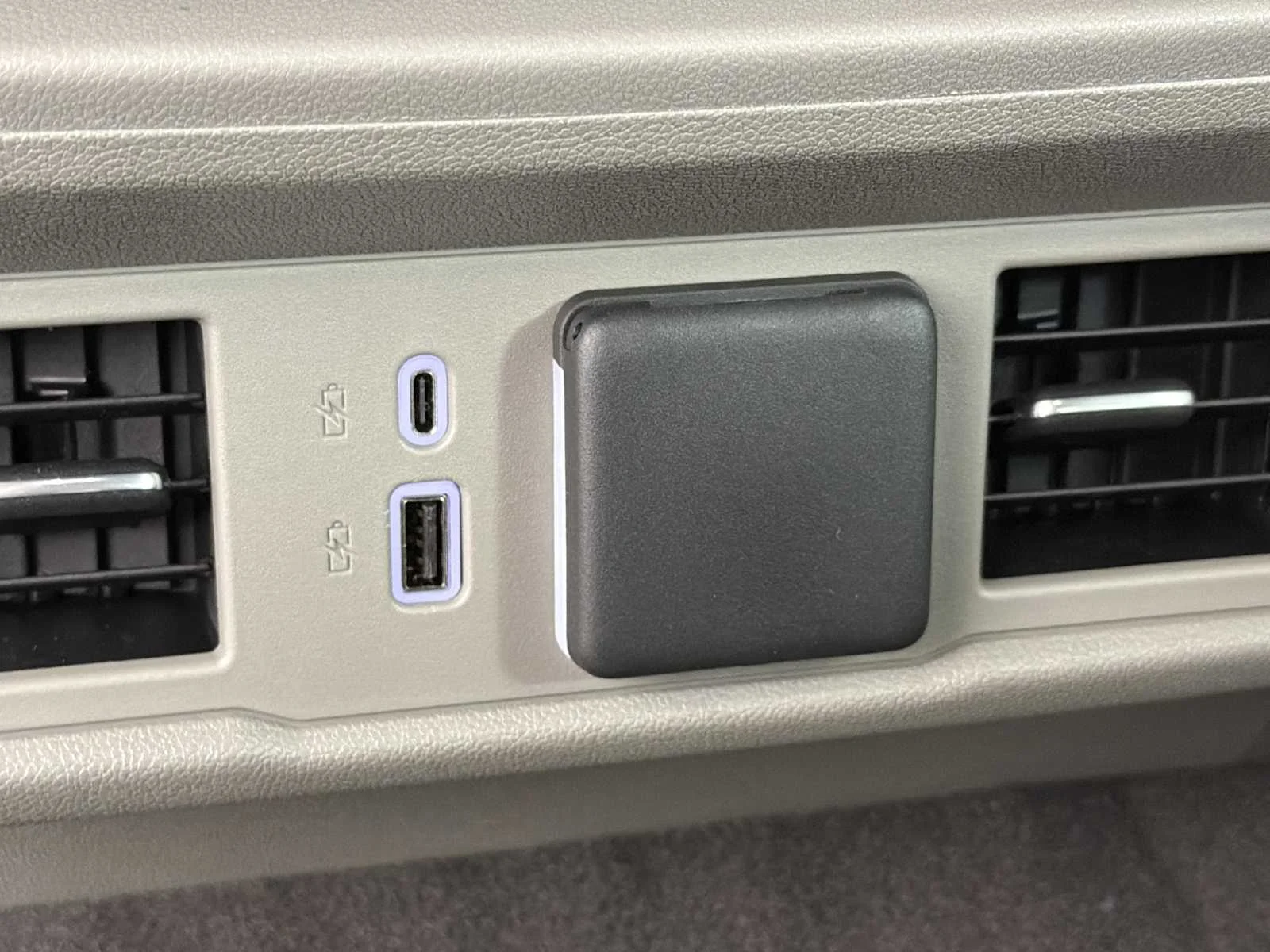 New 2026 Summit White GMC SLT image 20