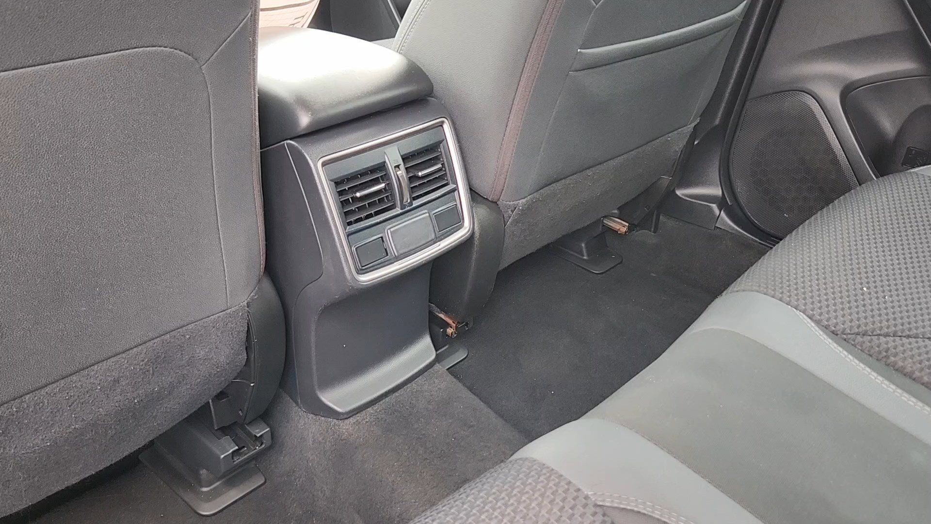 2022 Subaru Forester Premium - Photo 18
