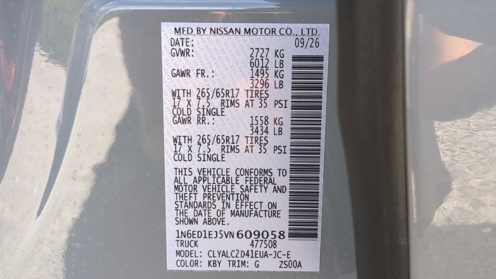 New 2027 Boulder Gray Pearl Nissan Crew Cab SV image 23
