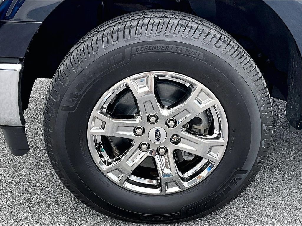 Used 2023 Blue Ford XLT image 7