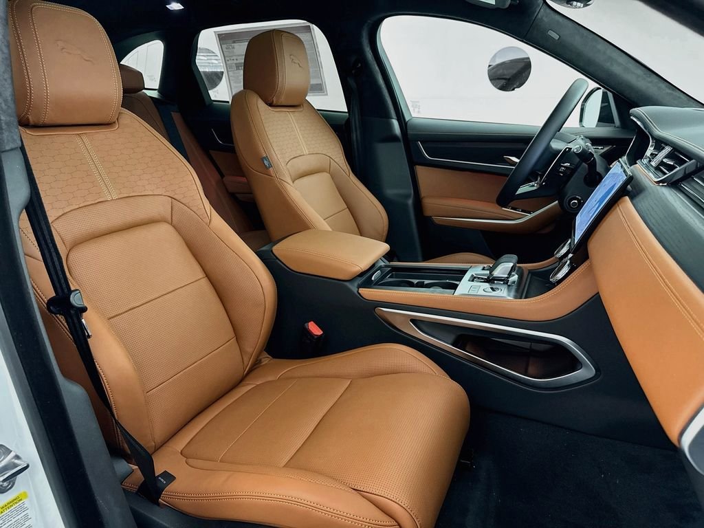 2026 Jaguar F-Pace R-Dynamic S - Photo 29