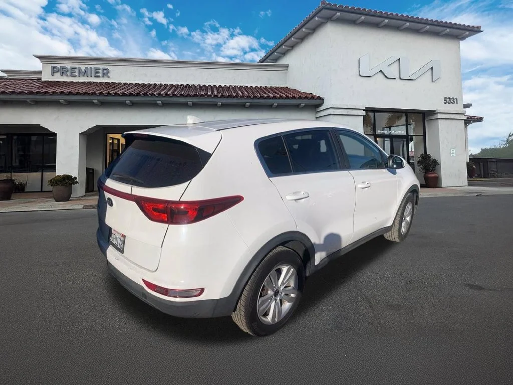 Used 2019 White Kia LX image 6