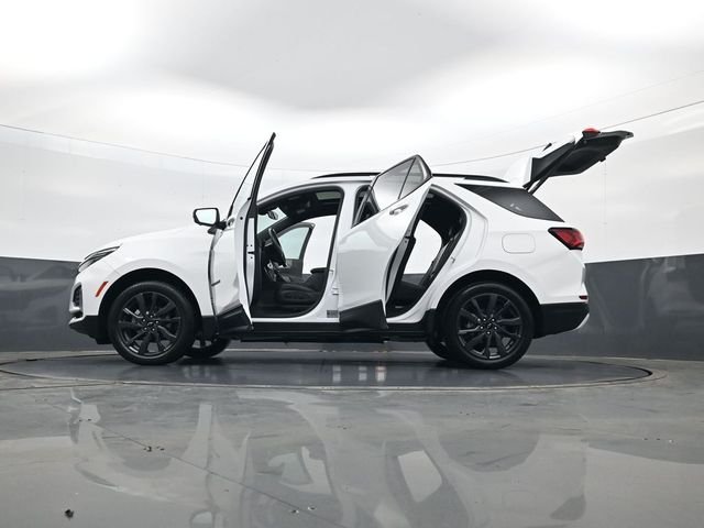 Used 2023 White Chevrolet RS image 34