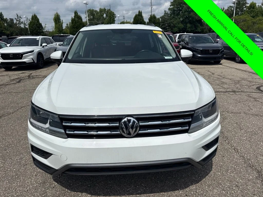 Used 2019 White Volkswagen 2.0T SE image 2