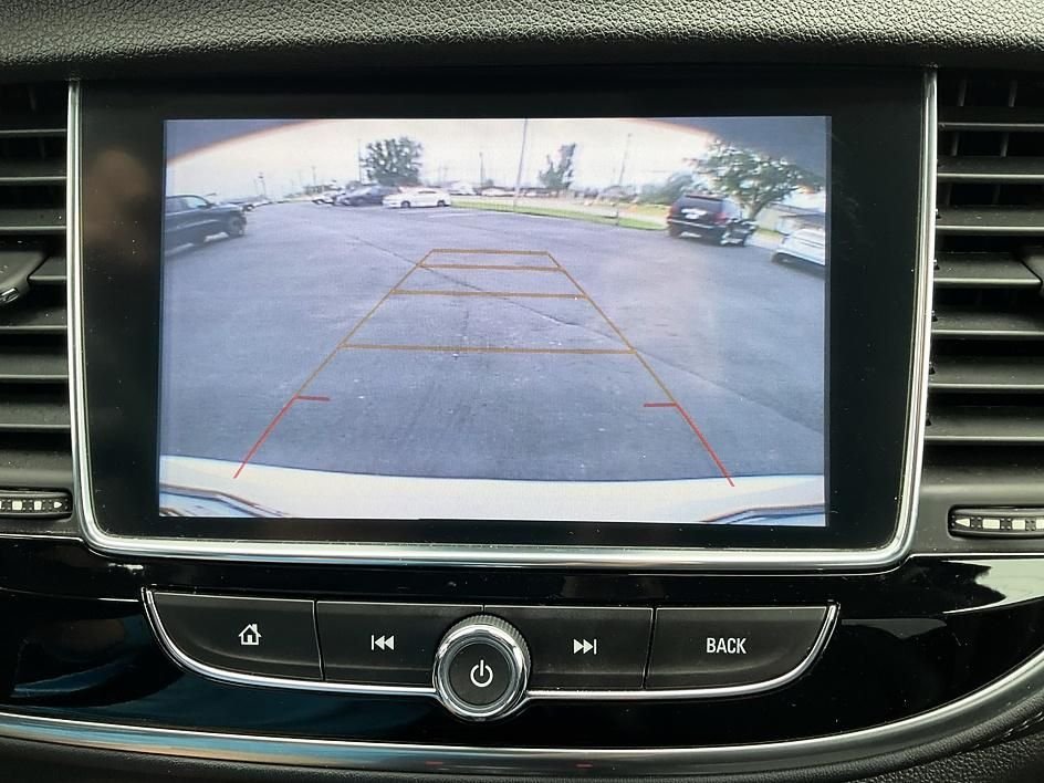 Used 2018 White Buick Preferred image 20