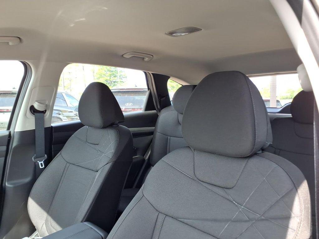 New 2026 Gray Hyundai SE FWD image 16