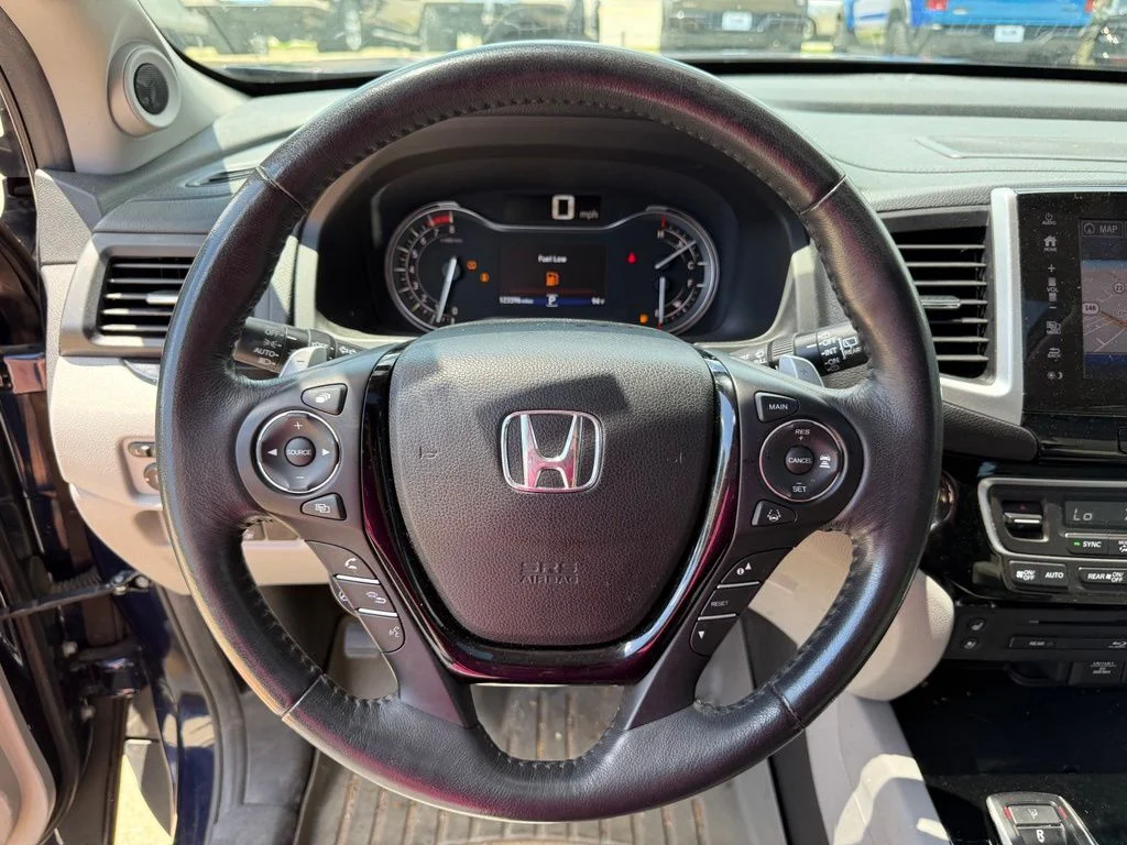 Used 2018 Blue Honda Elite image 14