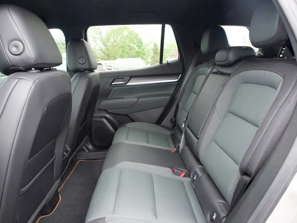 2026 GMC Terrain AT4 - Photo 14