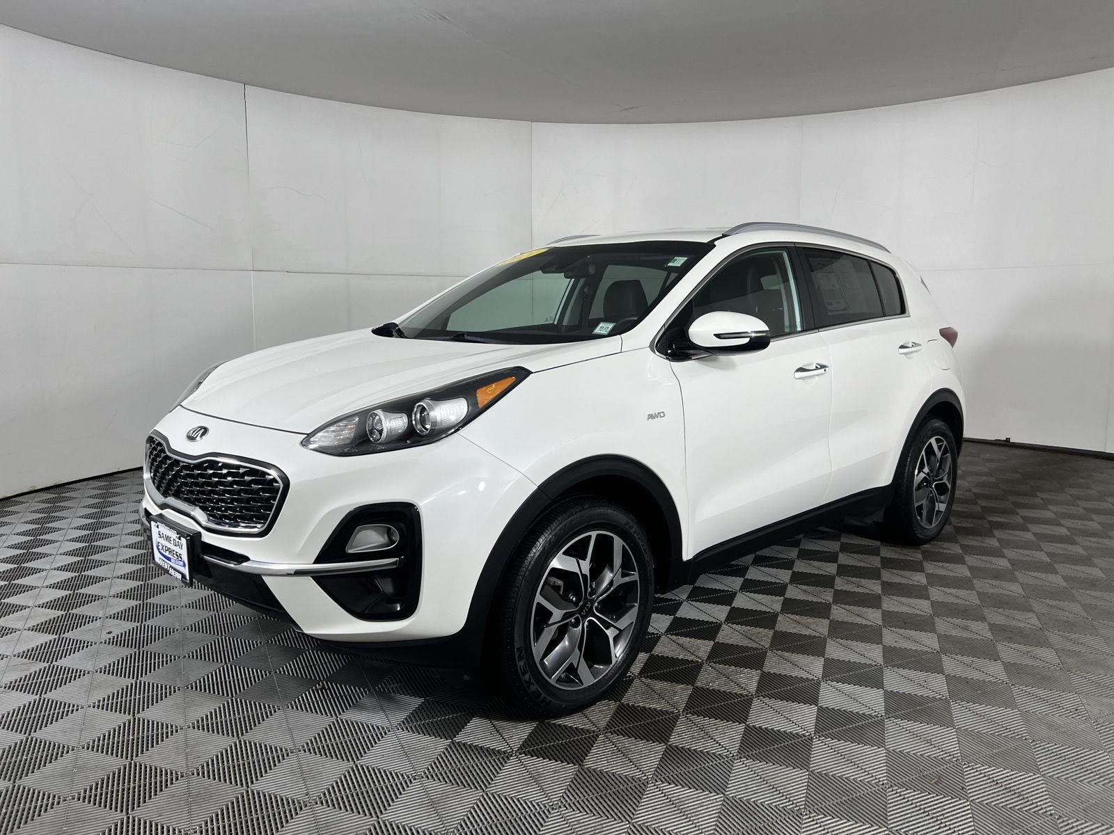 Used 2021 Snow White Pearl Kia EX image 2