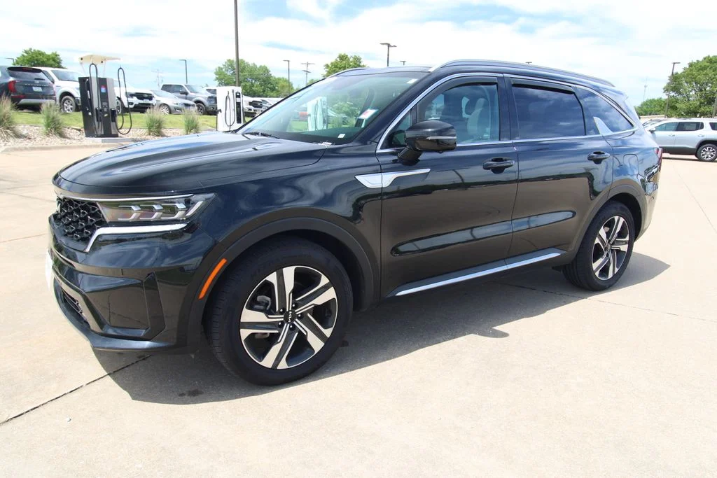 Used 2023 Black Kia SX Prestige image 19