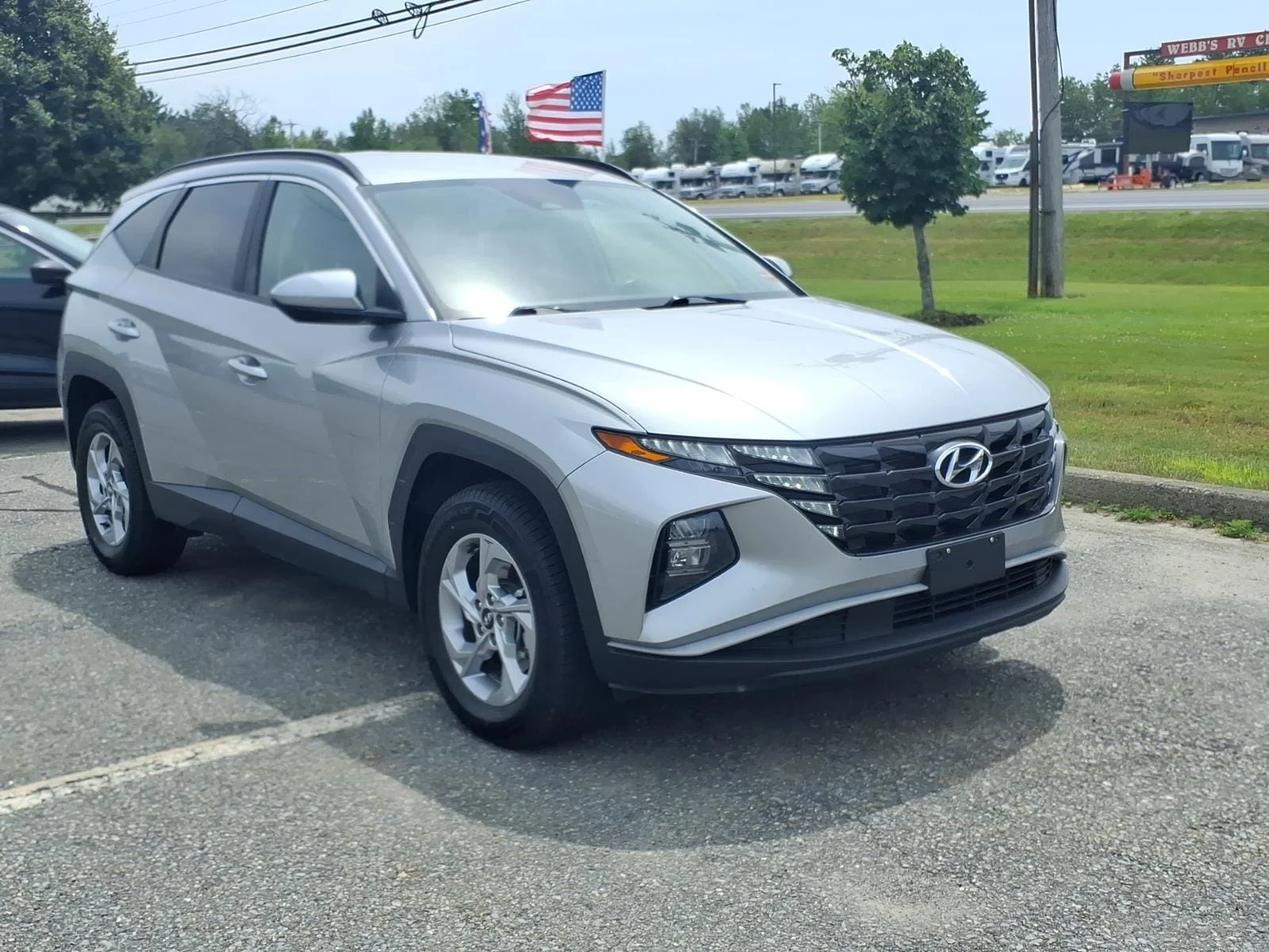 Used 2024 Shimmering Silver Hyundai SEL image 3