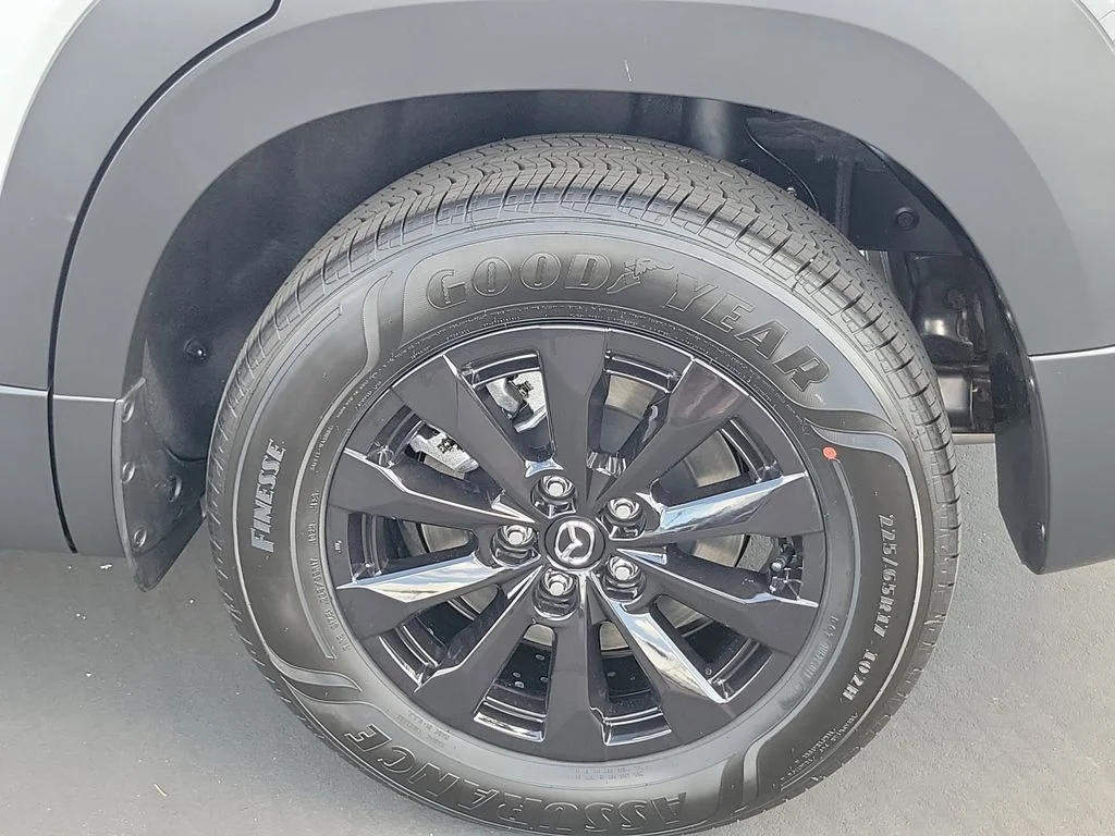 New 2026 Wind Chill Pearl Mazda Premium AWD image 25