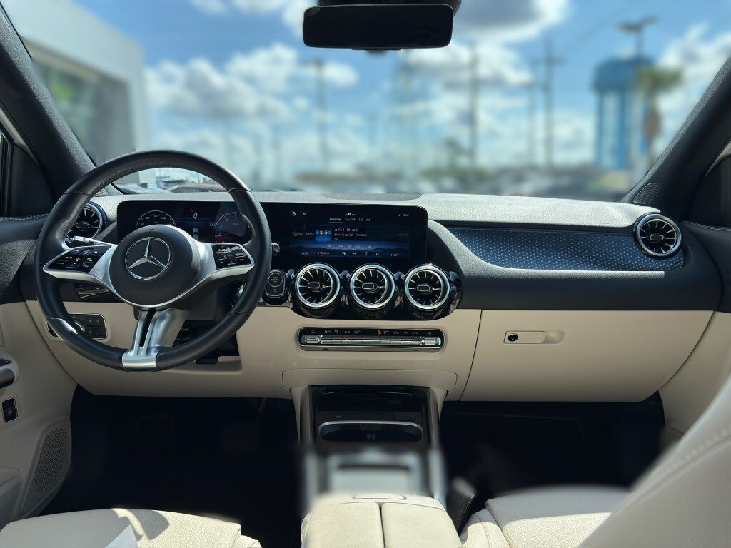 Used 2024 WHITE Mercedes-Benz GLA 250 image 12