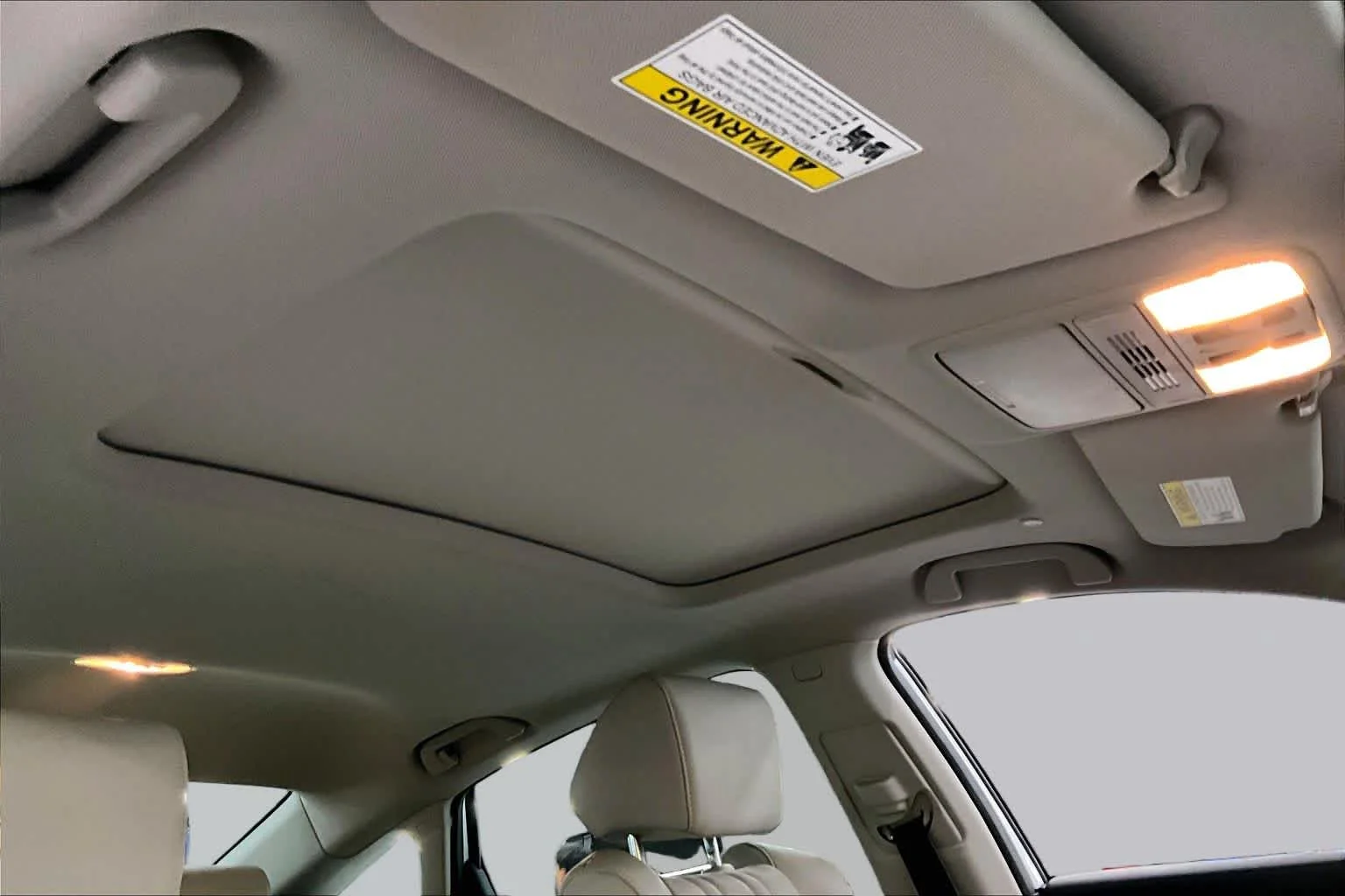 Used 2022 Platinum White Pearl Honda EX-L image 13