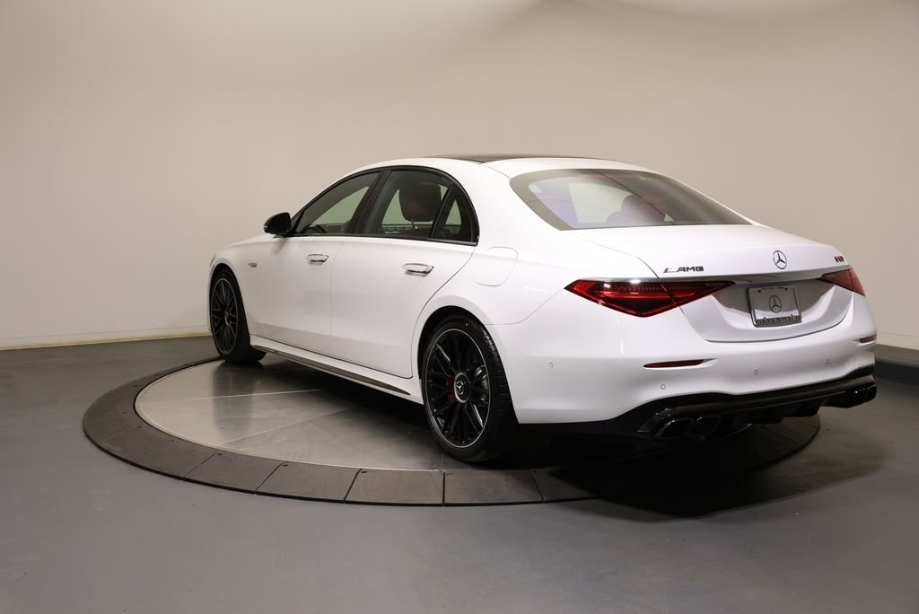 New 2026 MANUFAKTUR Moonlight White Metallic Mercedes-Benz S 63 E AMG® image 5