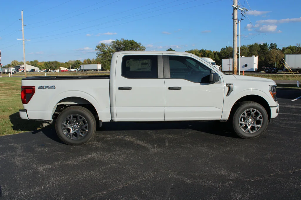 New 2026 Avalanche Ford STX® image 15