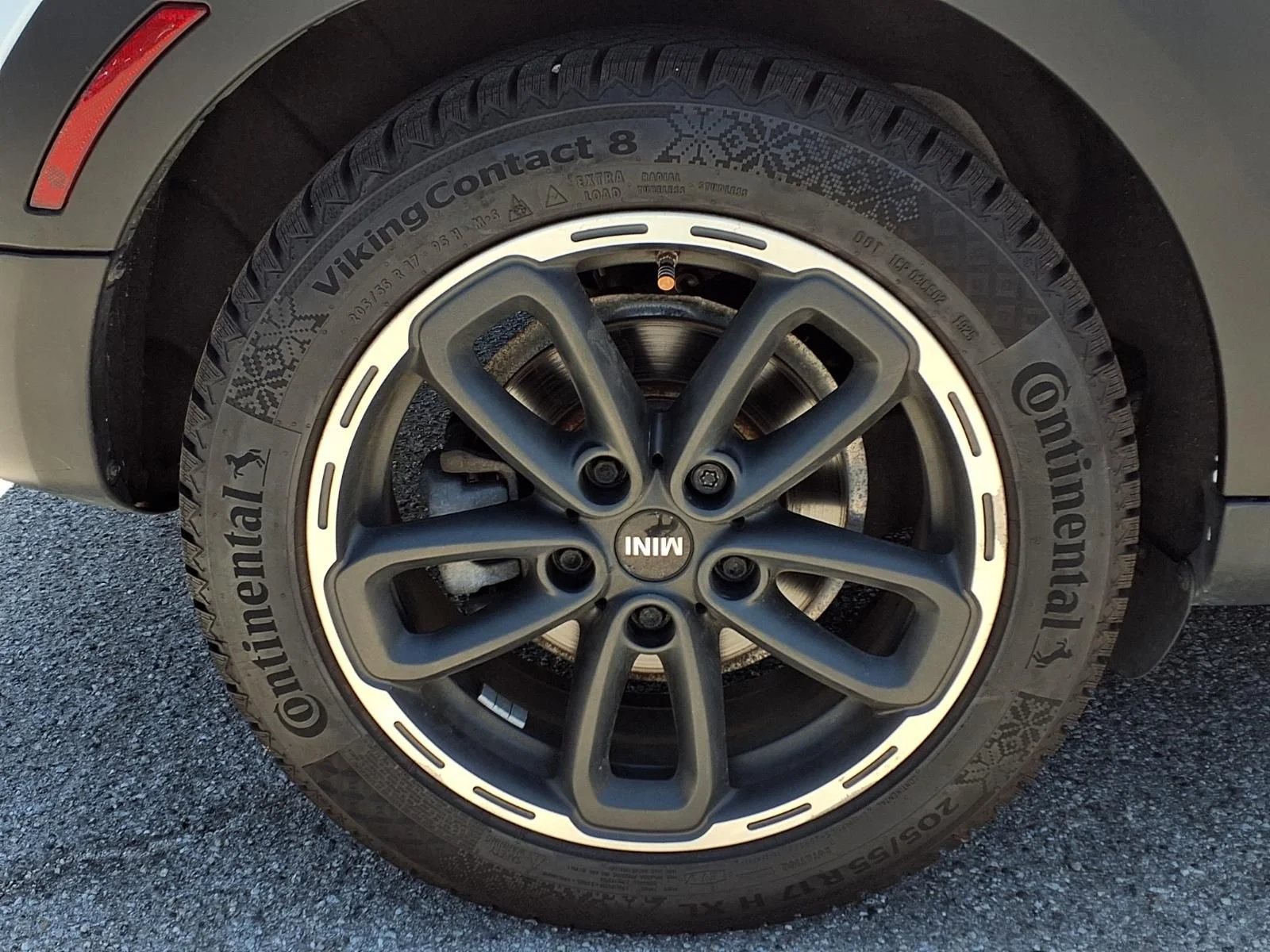 Used 2016 White MINI Base image 4