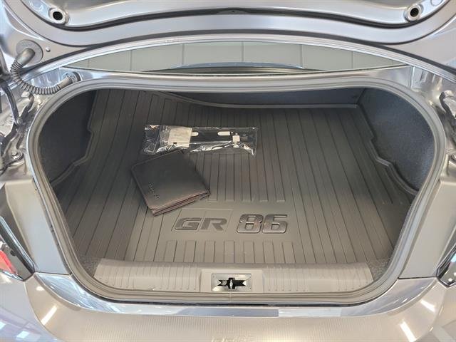 2026 Toyota GR86 Premium - Photo 8