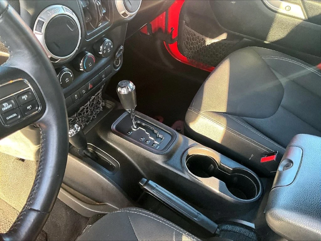 Used 2016 Red Jeep Unlimited Rubicon image 13