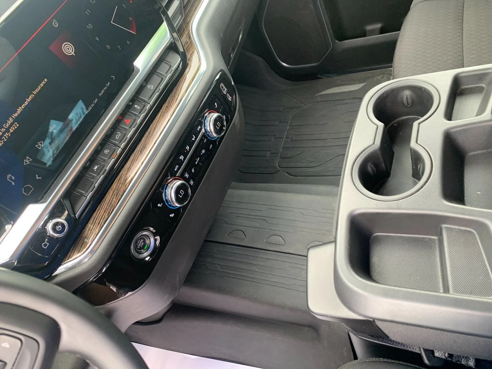 Used 2023 SUMMIT WHITE GMC Elevation image 23