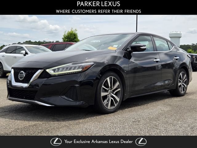 2019 Nissan Maxima SV's photo