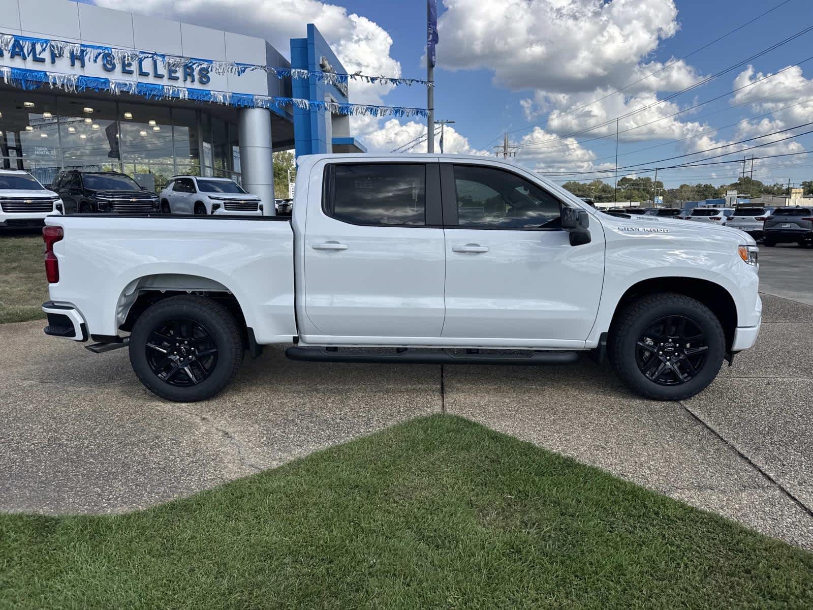 2026 Chevrolet Silverado 1500 RST - Photo 6