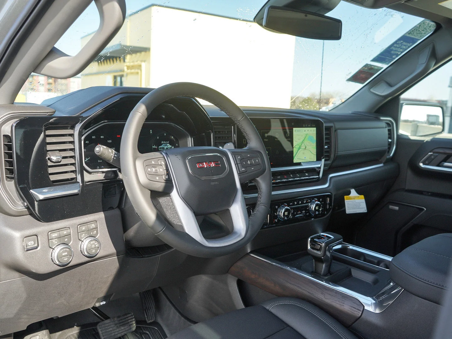 2026 GMC Sierra 1500 SLT - Photo 18