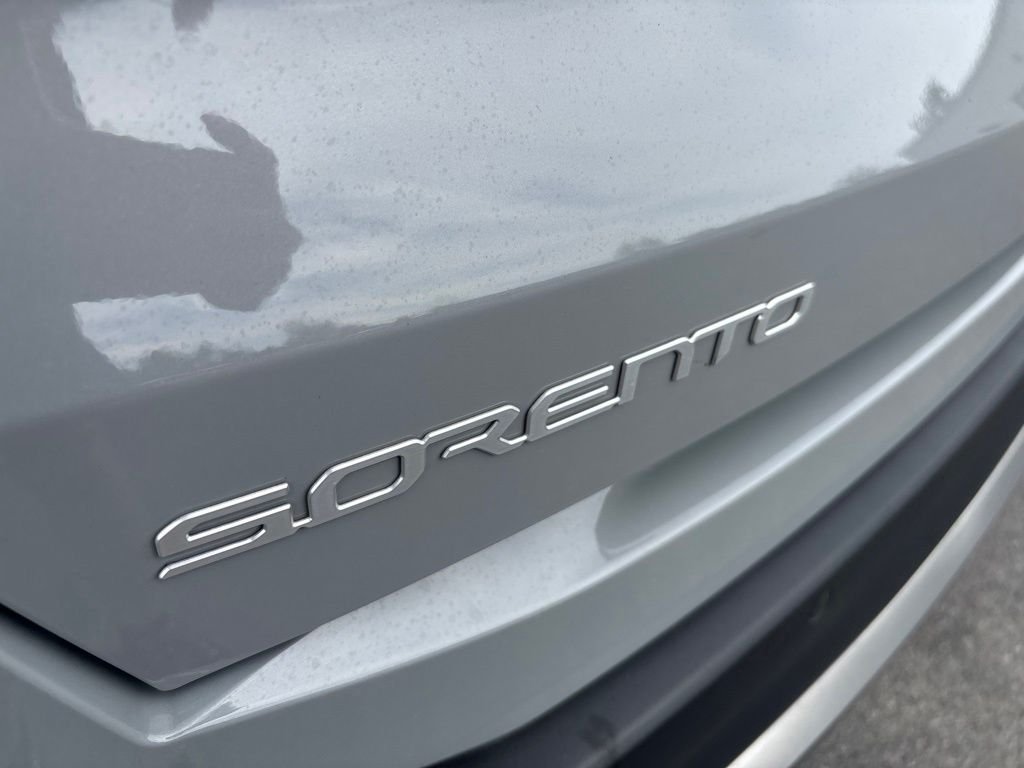 New 2025 Gray Kia S image 15