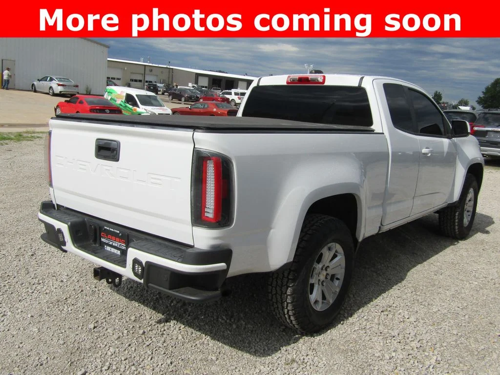 Used 2021 Summit White Chevrolet LT image 5