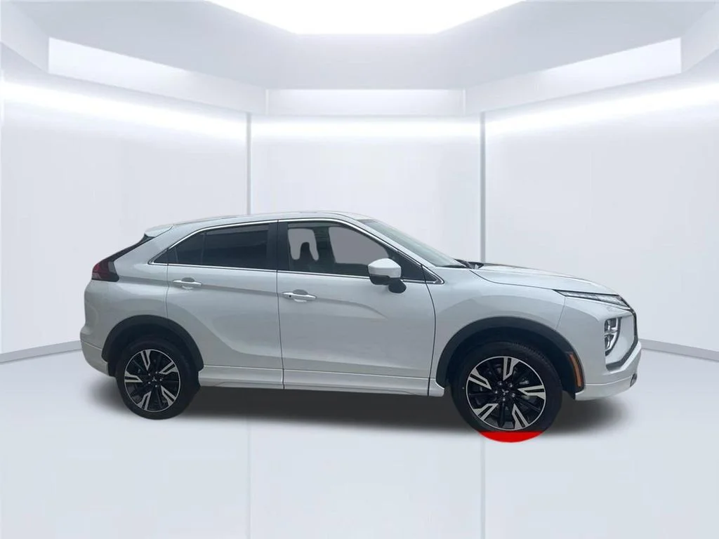 New 2026 White Mitsubishi SEL image 16