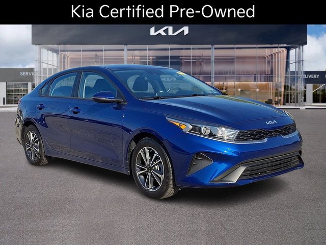 Certified Pre-Owned 2023 Kia Forte LXS