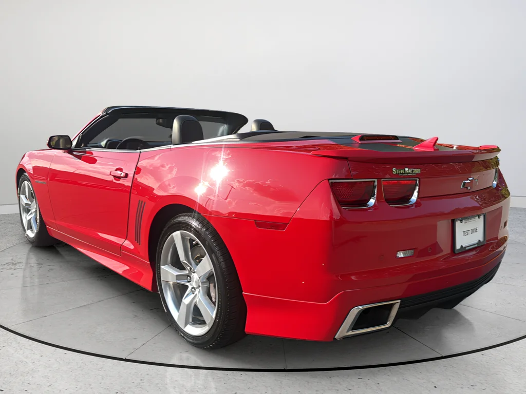 Used 2011 Red Chevrolet SS image 9