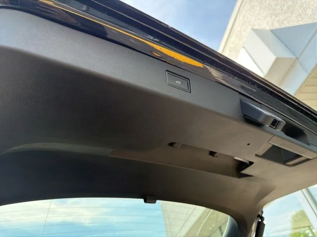 2025 Volkswagen Tiguan SE - Photo 20