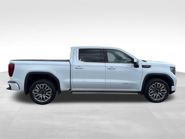 Used 2026 Glacier White Tricoat GMC Denali Ultimate image 6
