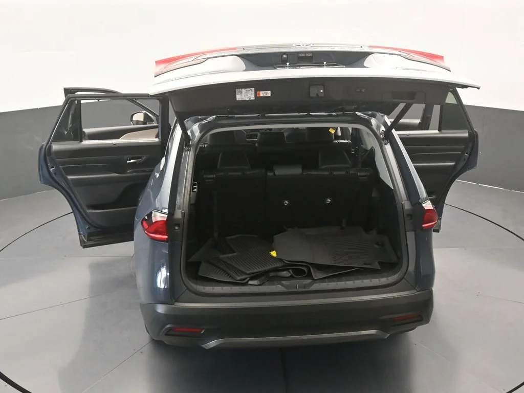 Used 2025 Cloud Toyota Limited image 75