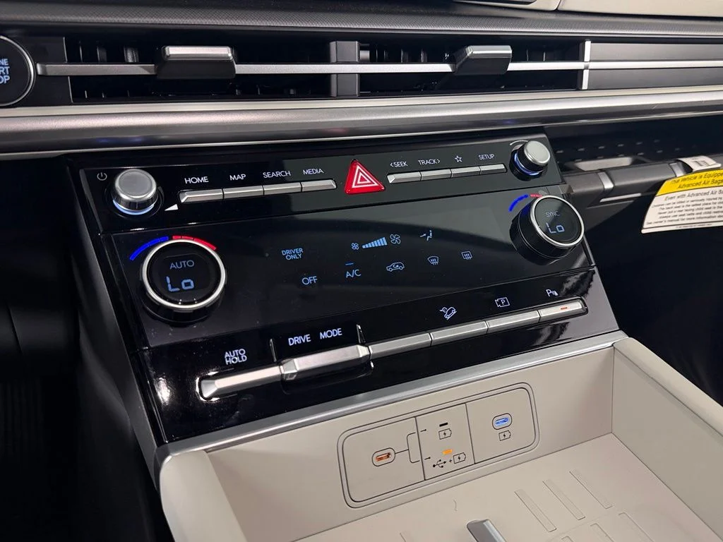 Certified Used 2026 Black Hyundai SE image 19