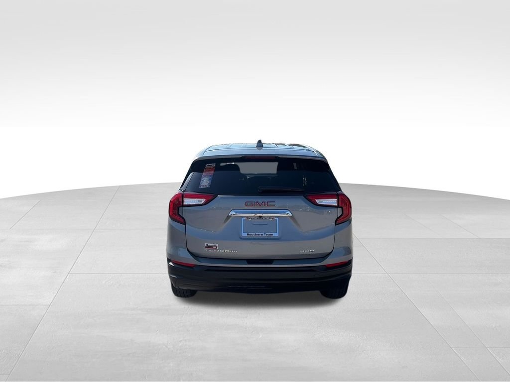 Used 2024 Silver GMC SLE image 5